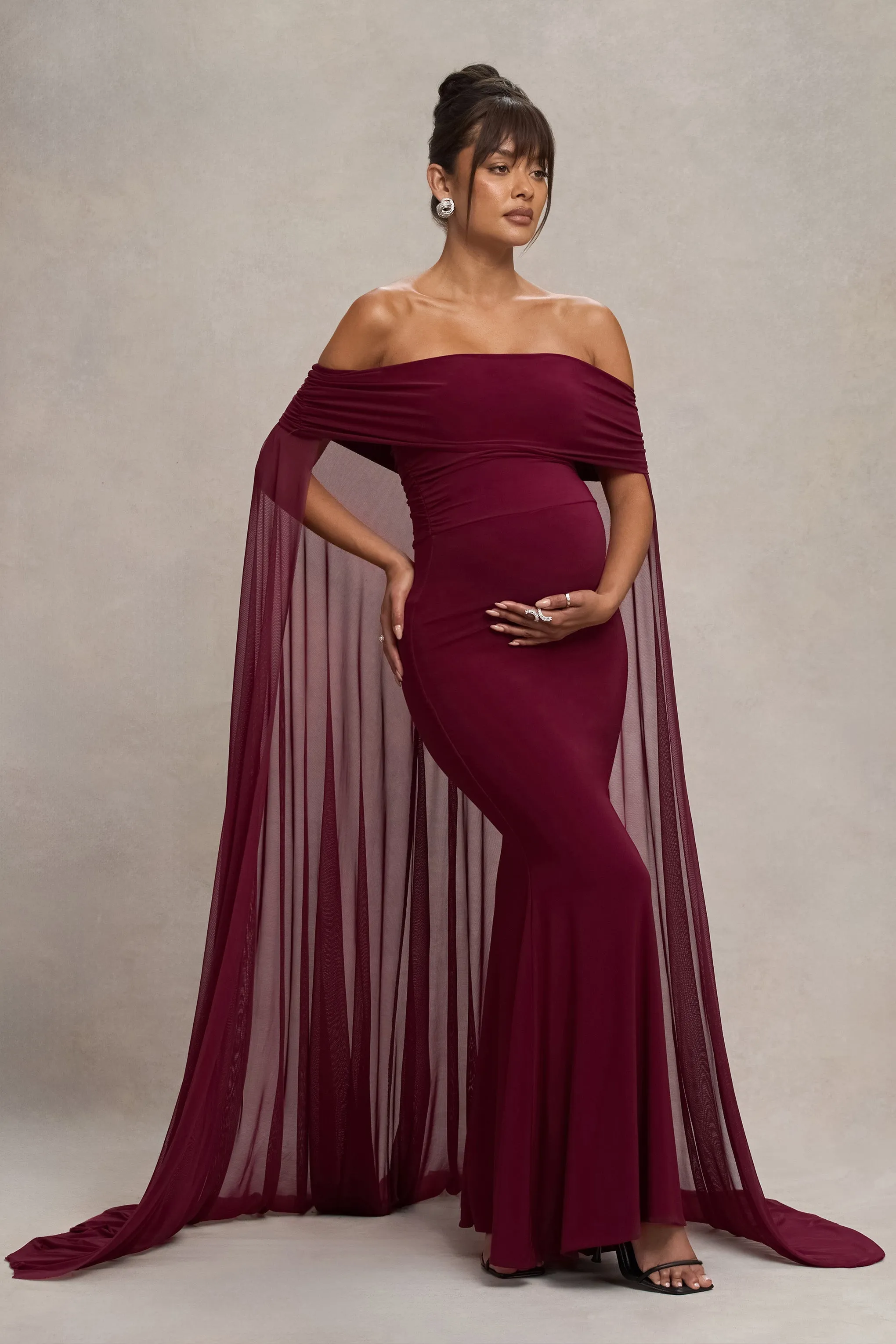 Carlotta | Robe Maternité Maxi Berry Bardot avec Cape en Chiffon