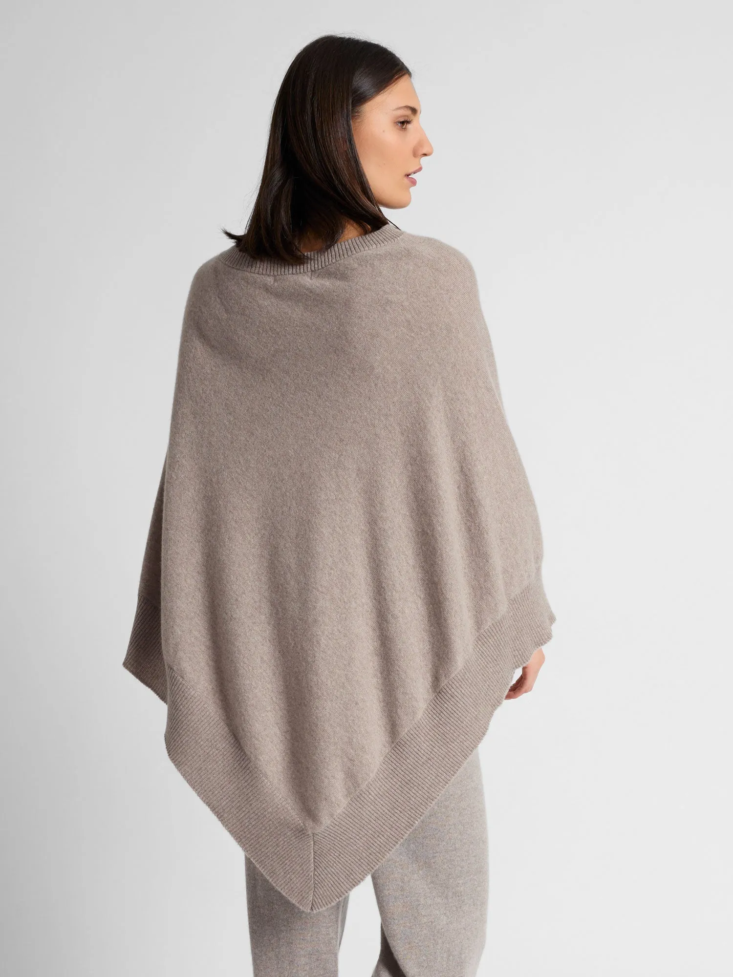 Cashmere poncho "Haddy" - toast