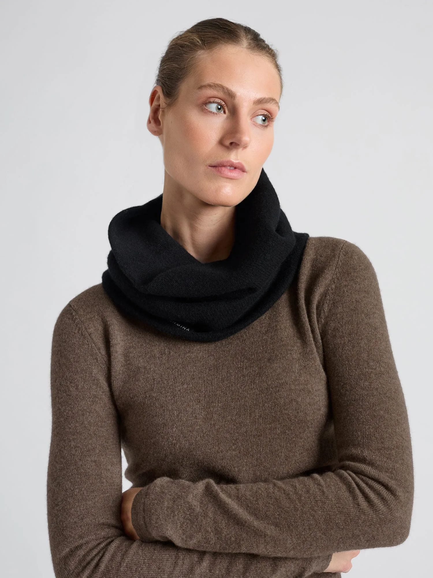 Cashmere snood "Eydis" - Black