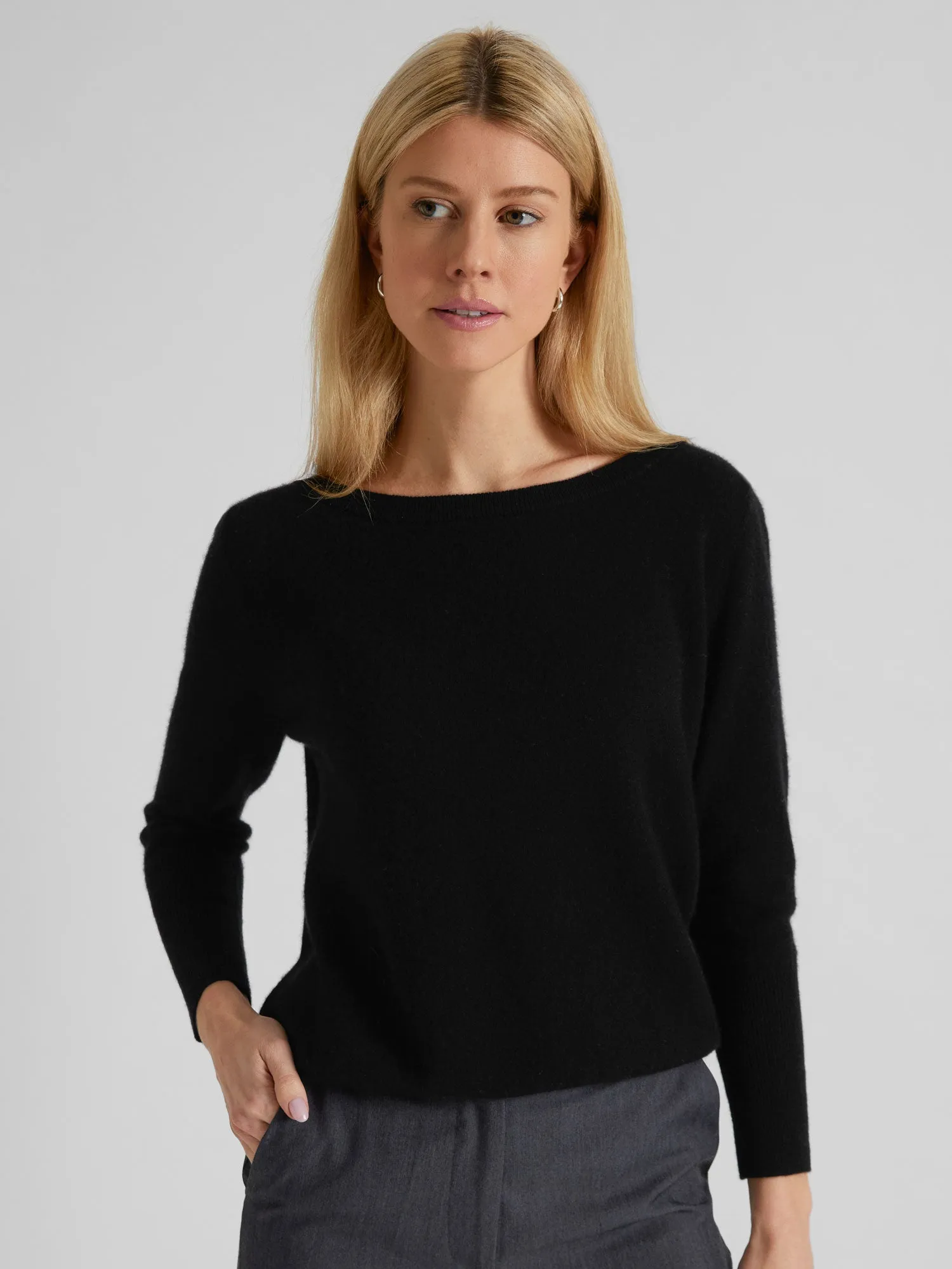 Cashmere sweater "Asta" - black