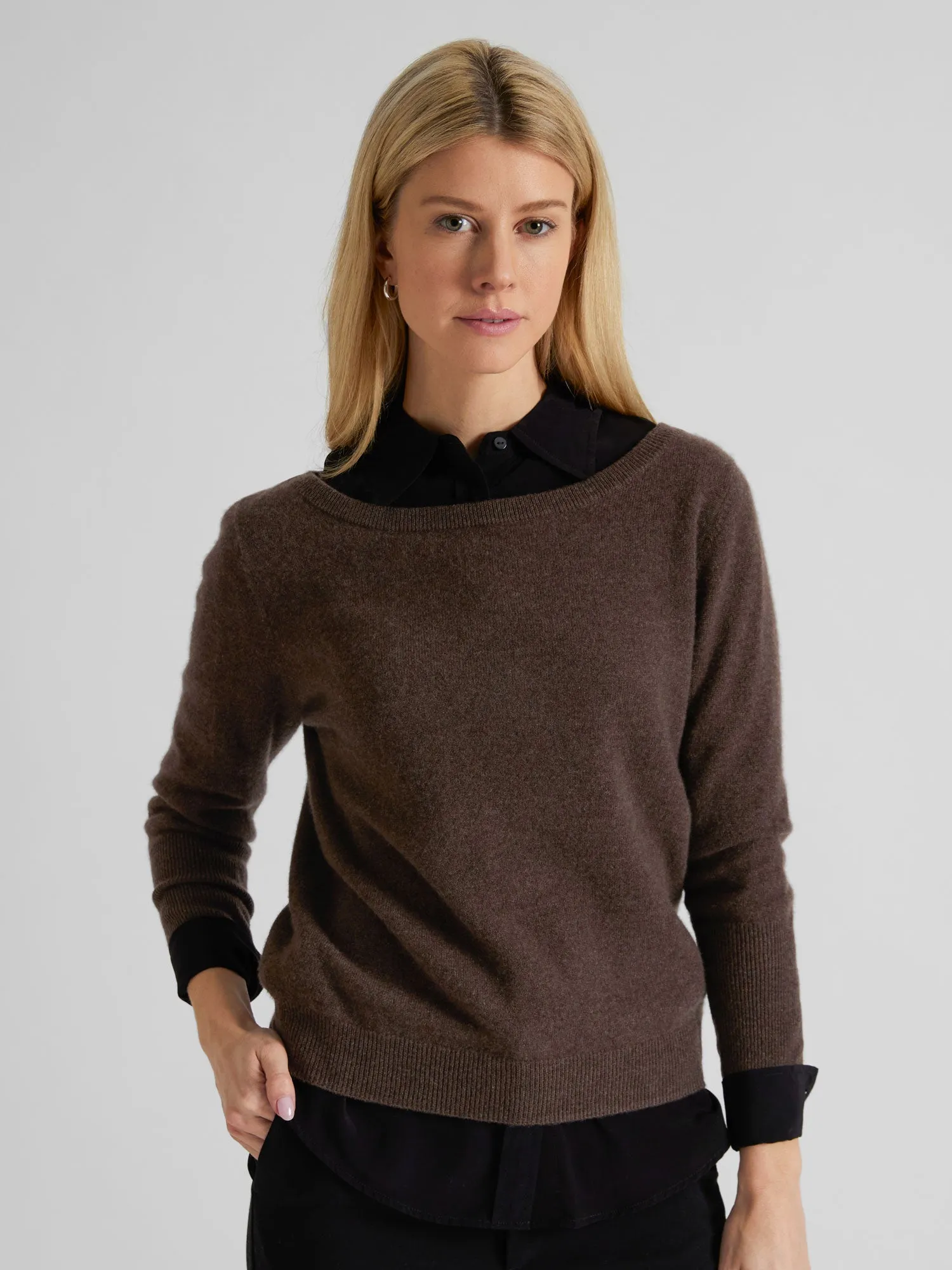 Cashmere sweater "Asta" - dark brown