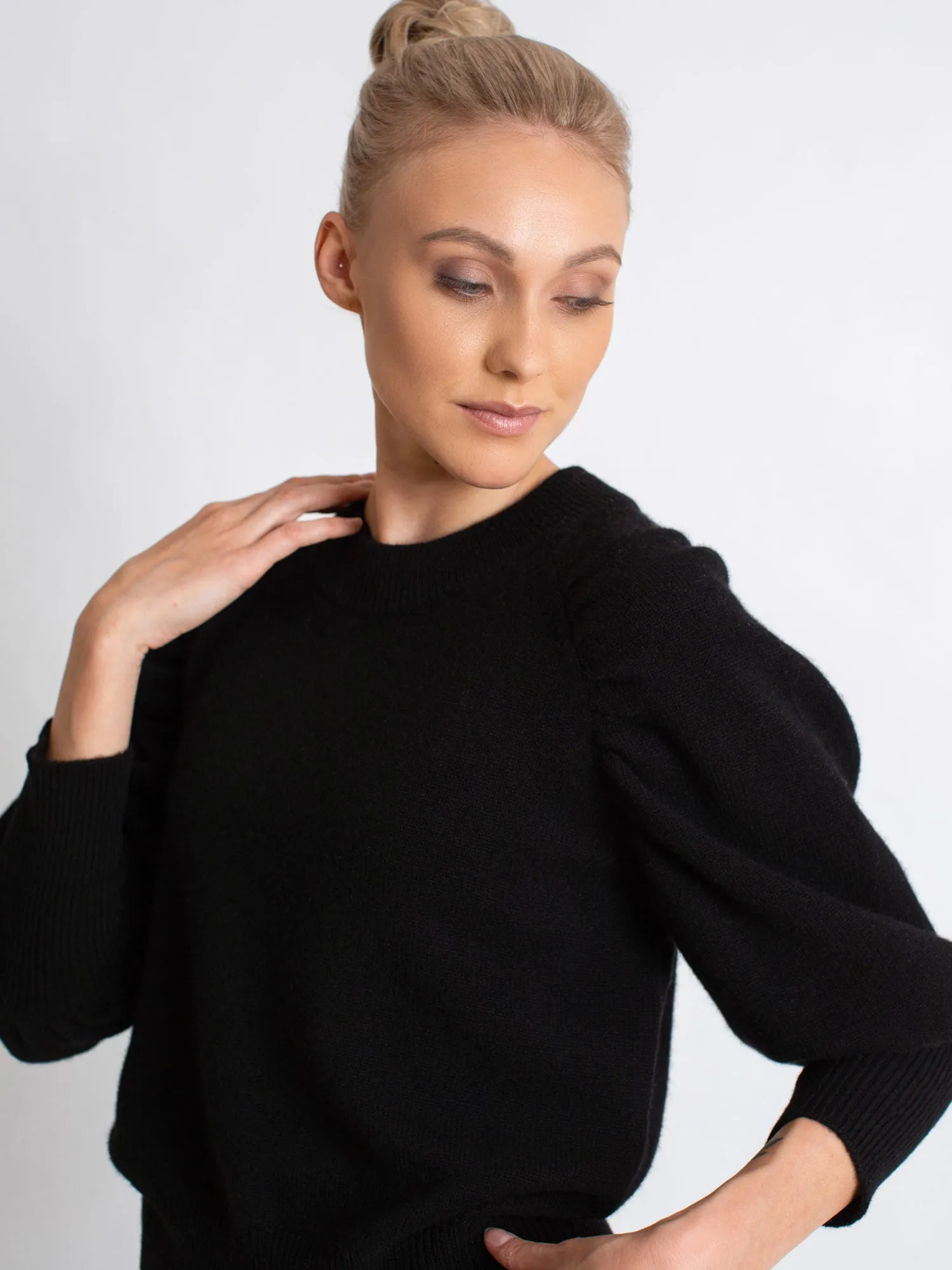 Cashmere sweater  "Aurora" - black