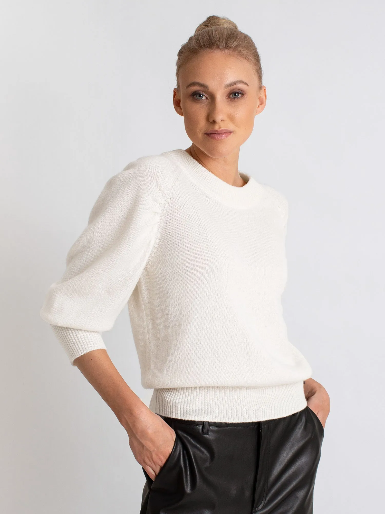 Cashmere sweater  "Aurora" - white