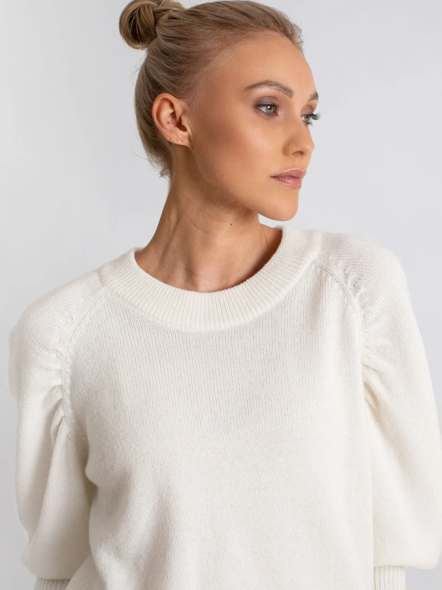 Cashmere sweater  "Aurora" - white