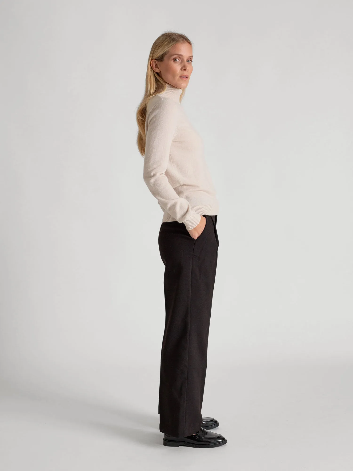 Cashmere sweater "Hedda" - pearl