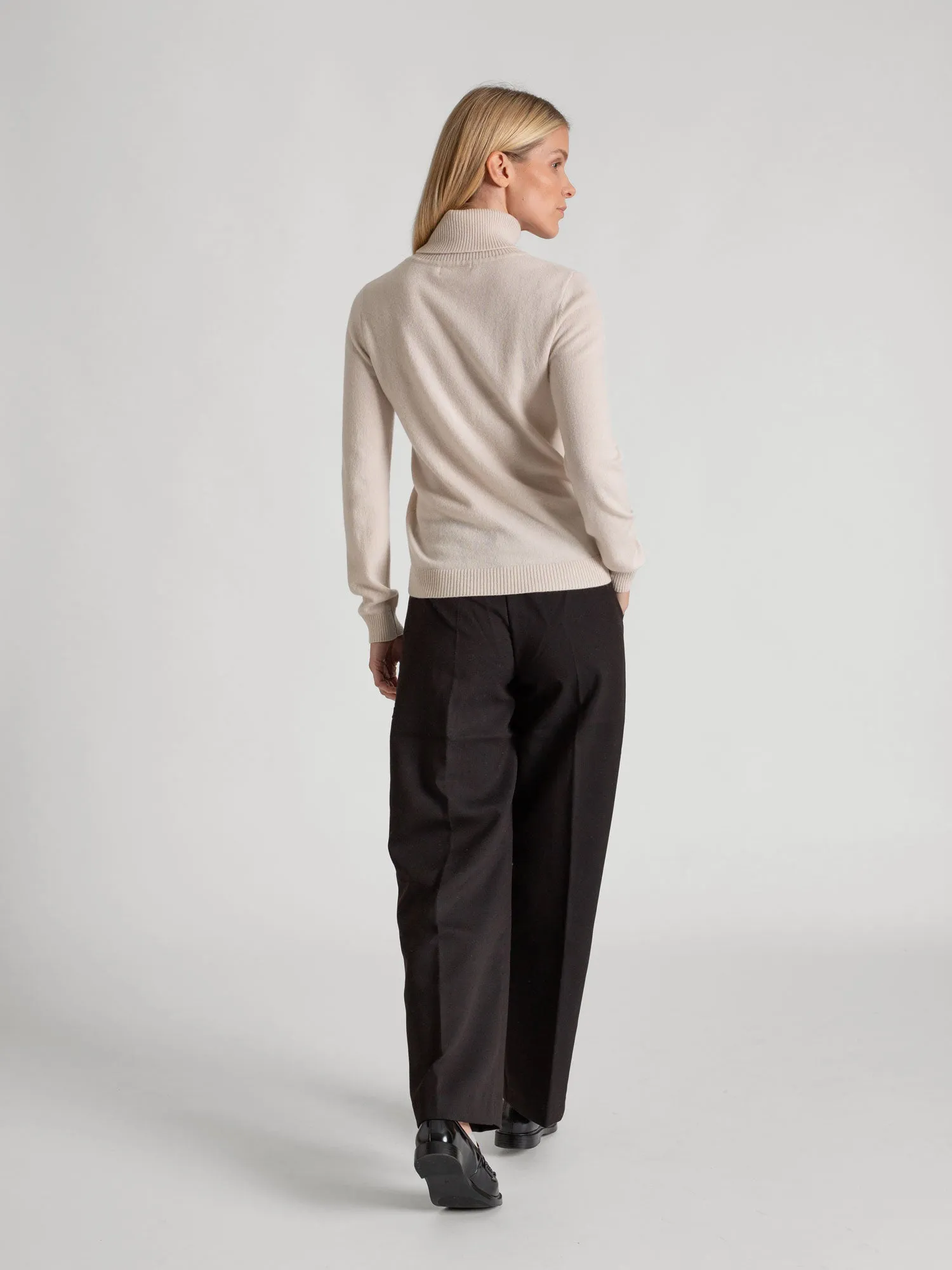 Cashmere sweater "Hedda" - pearl