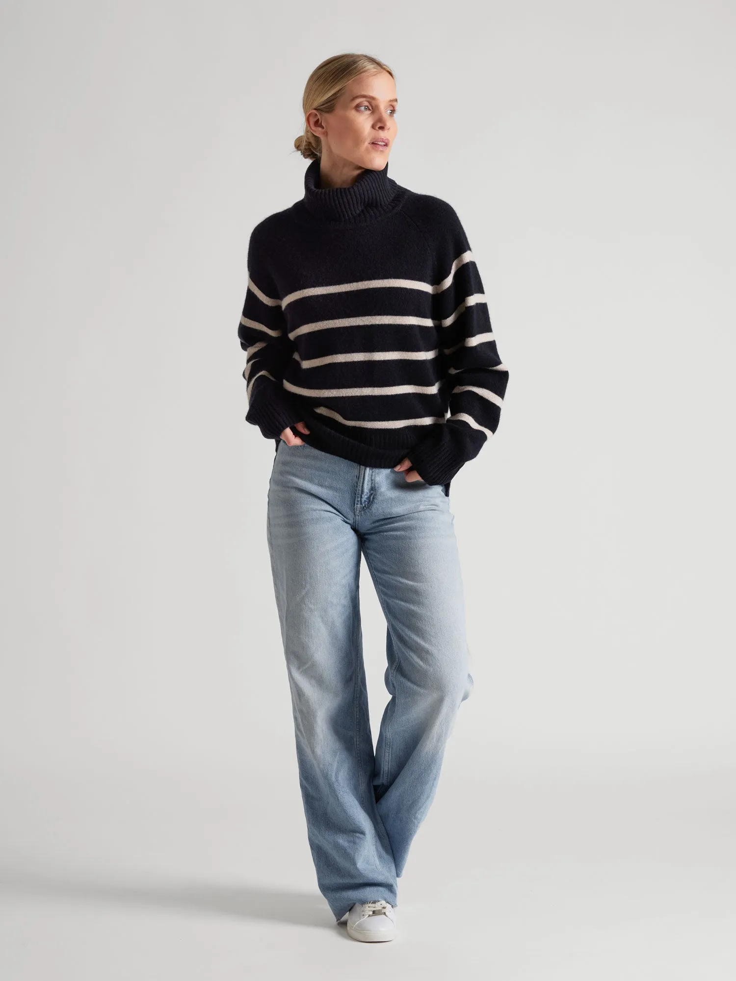 Cashmere sweater "Milano" - stripe black and ginger