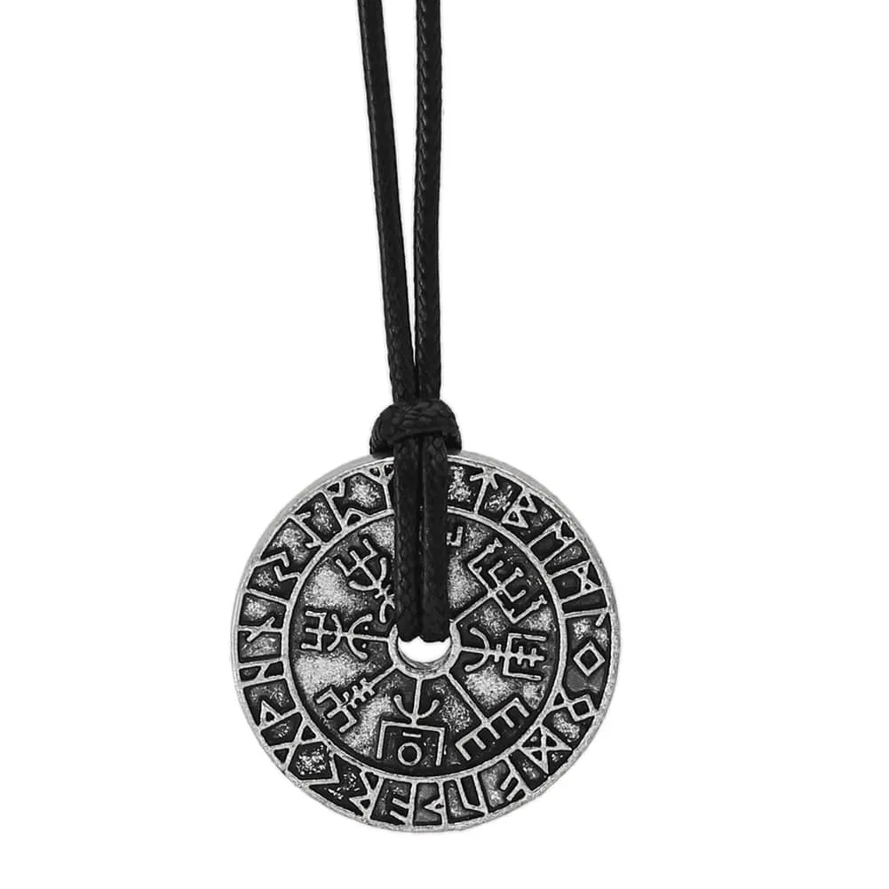 Collier runique Vegvisir