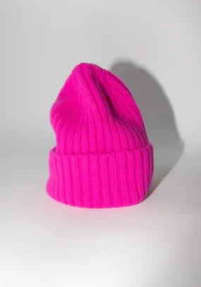 Le Grand Beanie in Poppy Pink