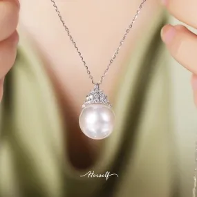 Snow Queen Pearl Necklace