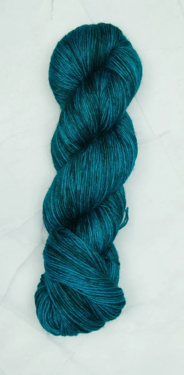 Symfonie Yarn TERRA DK Superwash Merino & Nylon Fingering Blend, 380m/100g