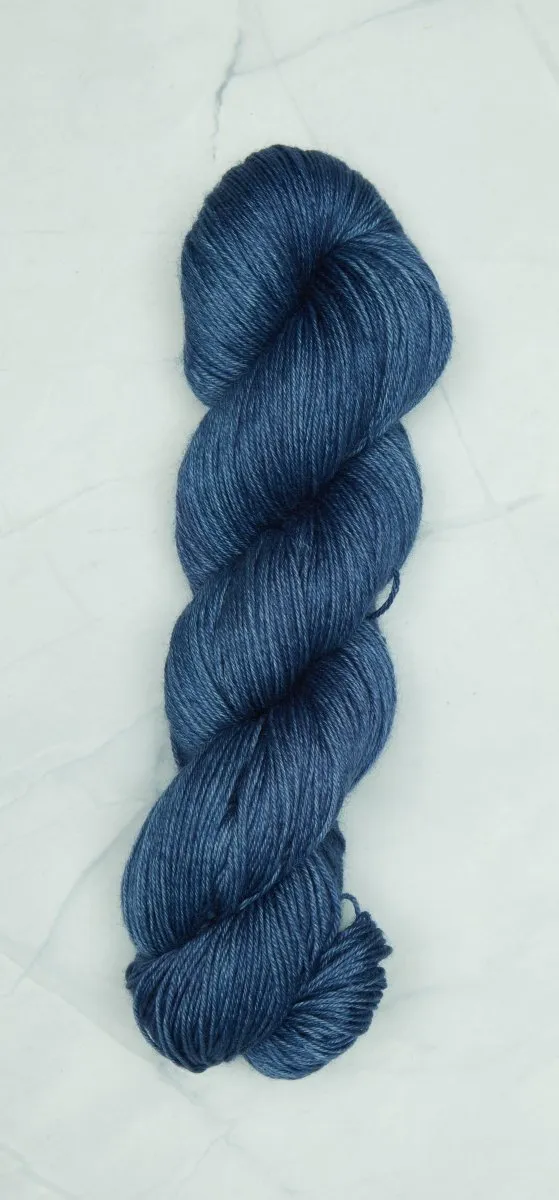 Symfonie Yarn TERRA DK Superwash Merino & Nylon Fingering Blend, 380m/100g