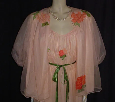 *VINTAGE VAN RAALTE MYTH PEACH DOUBLE NYLON PEIGNOIR & NIGHTGOWN SET WITH LACE APPLIQUES